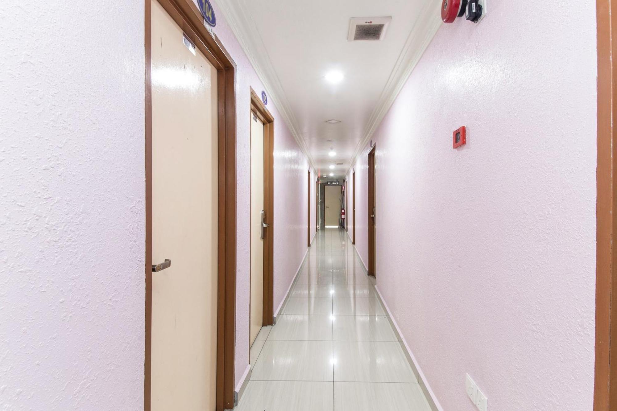 Super Oyo 258 Hotel Smc Alam Avenue Shah Alam Eksteriør bilde